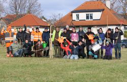 Gruppenfoto der Pflanz mit - Aktion