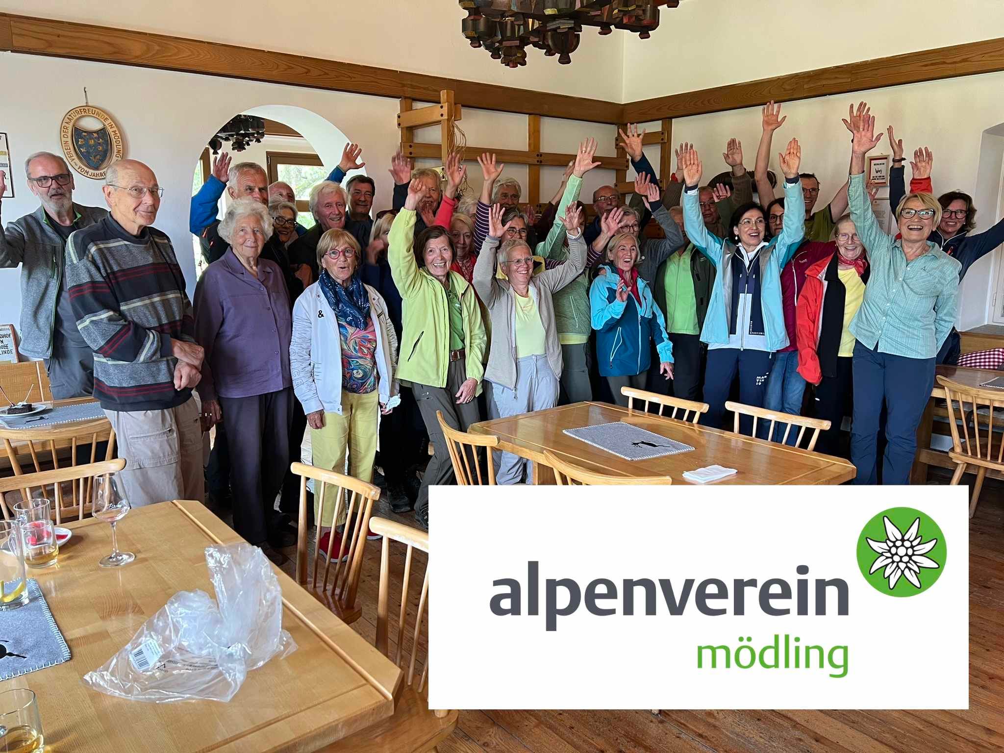 Gruppenfoto von Mitgliedern des ÖAV - Sektion Mödling