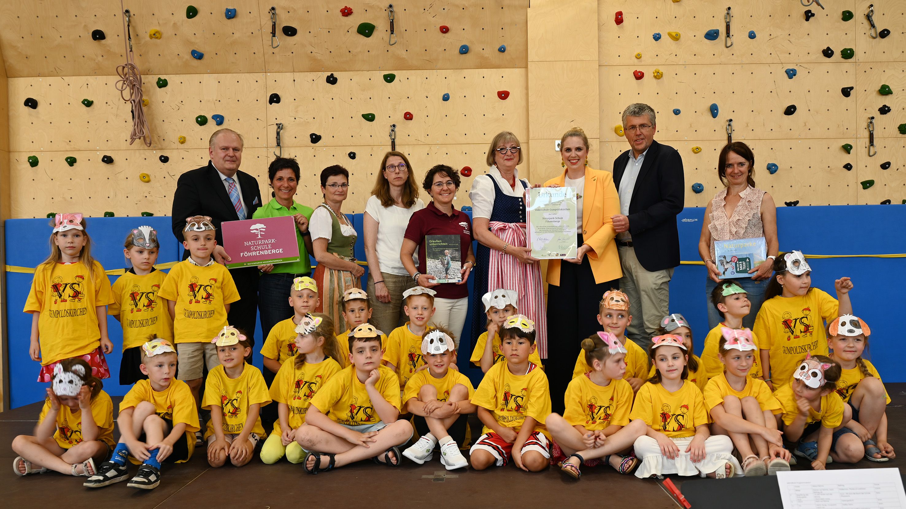 Heute wurde mit der VS Gumpoldskirchen die erste Naturpark Schule des Naturpark Föhrenberge prädikatisiert.
